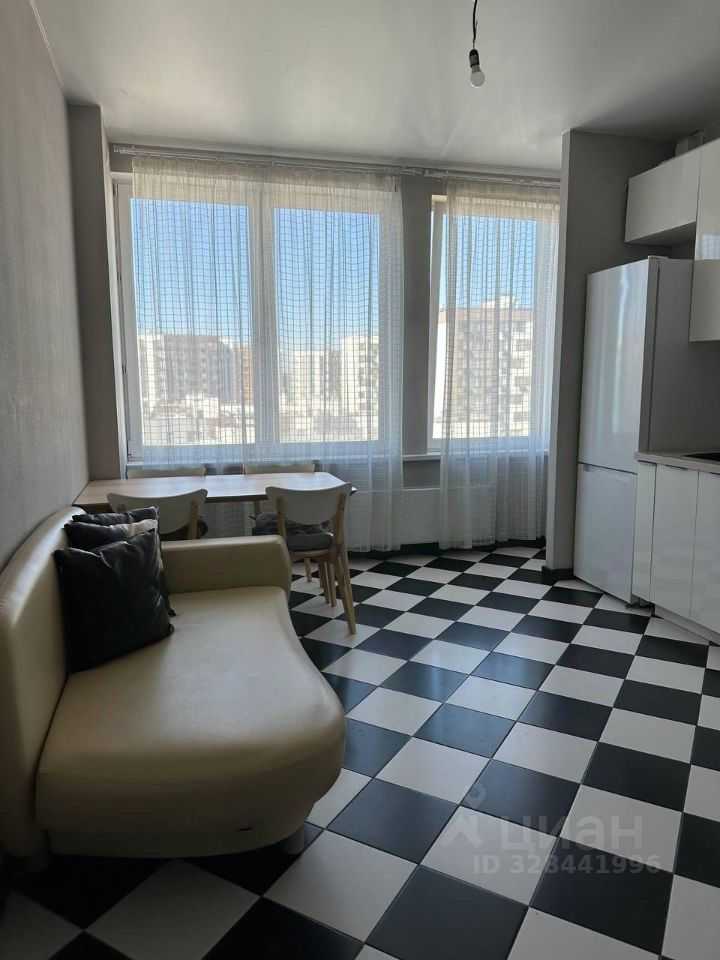 2-комнатная квартира, 59 м² — фотография 2