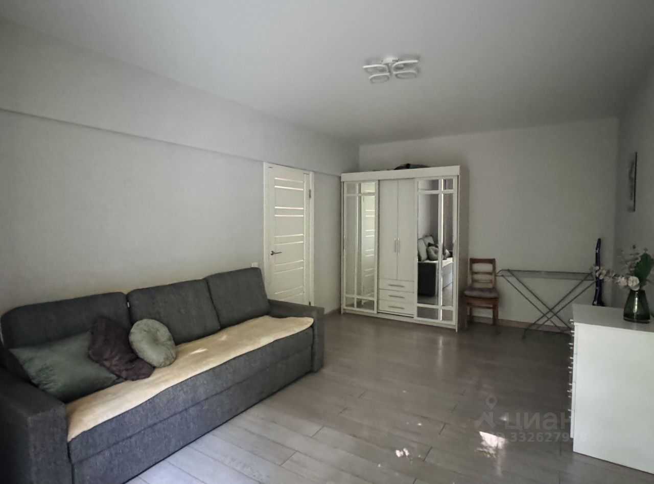 1-комнатная квартира, 35 м² — фотография 2