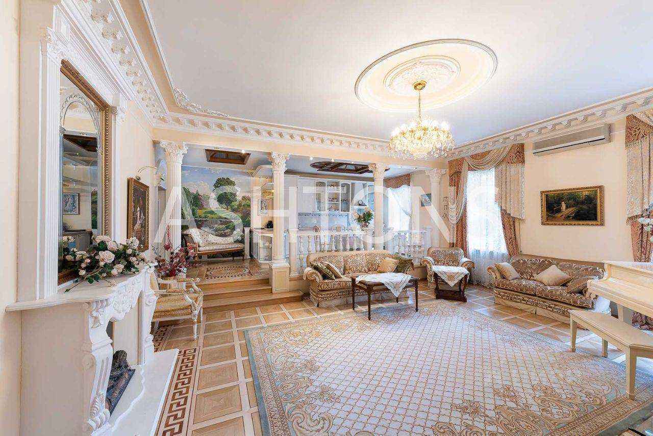 4-комнатная квартира, 140 м² — фотография 3