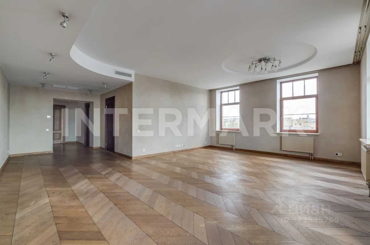 4-комнатная квартира, 180 м² — фотография 2