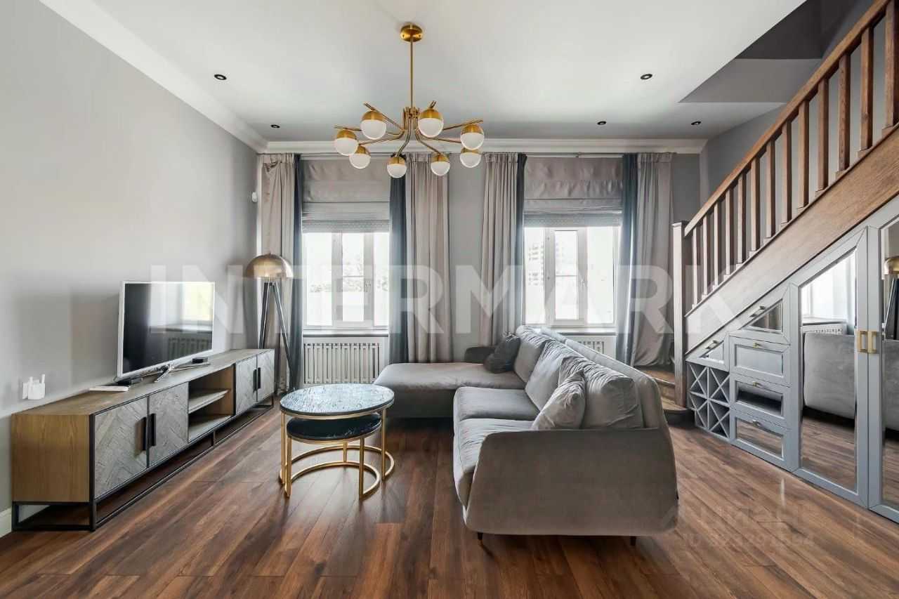 4-комнатная квартира, 202 м²