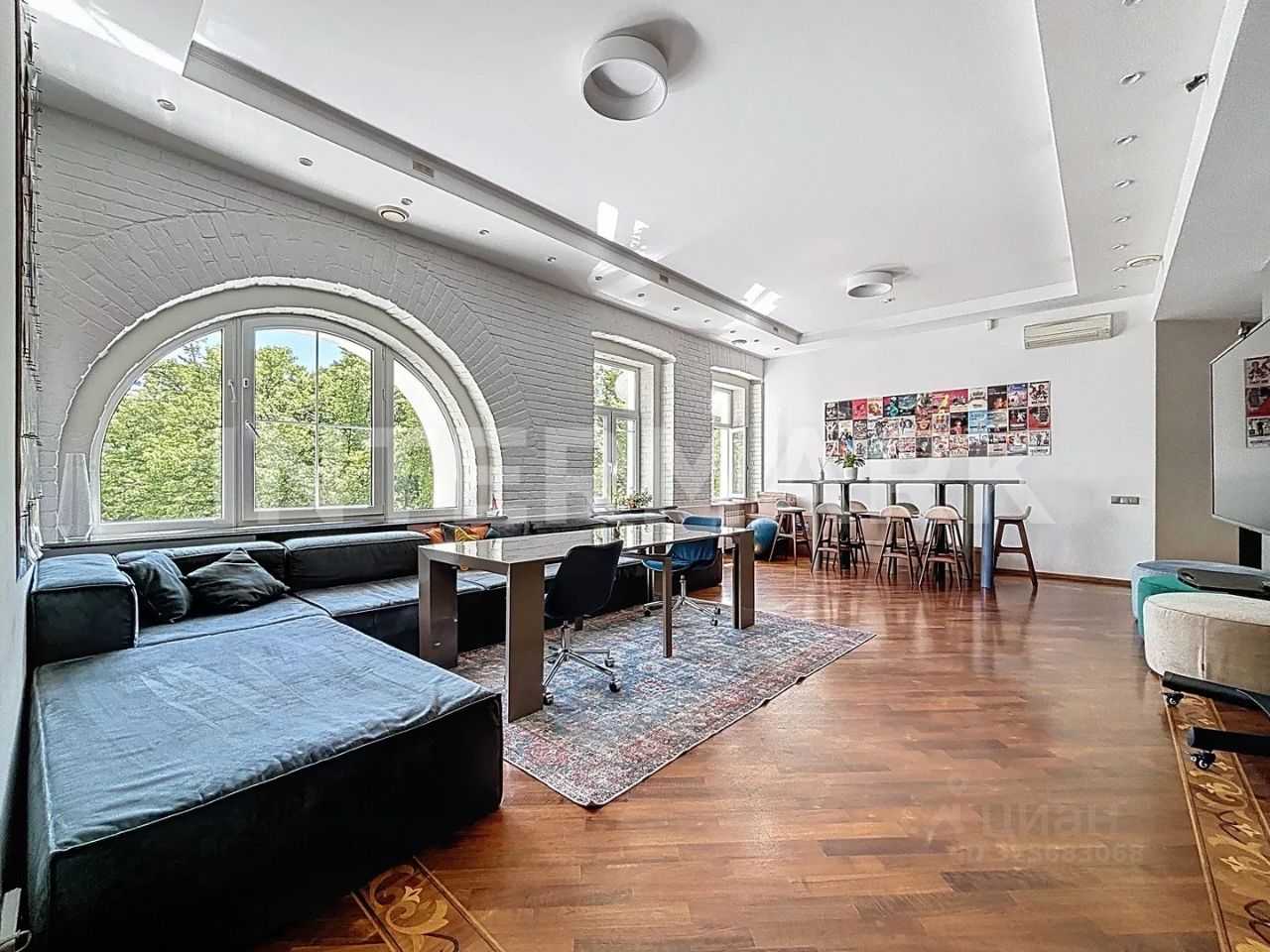 5-комнатная квартира, 160 м²