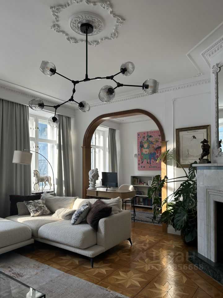 4-комнатная квартира, 140 м²