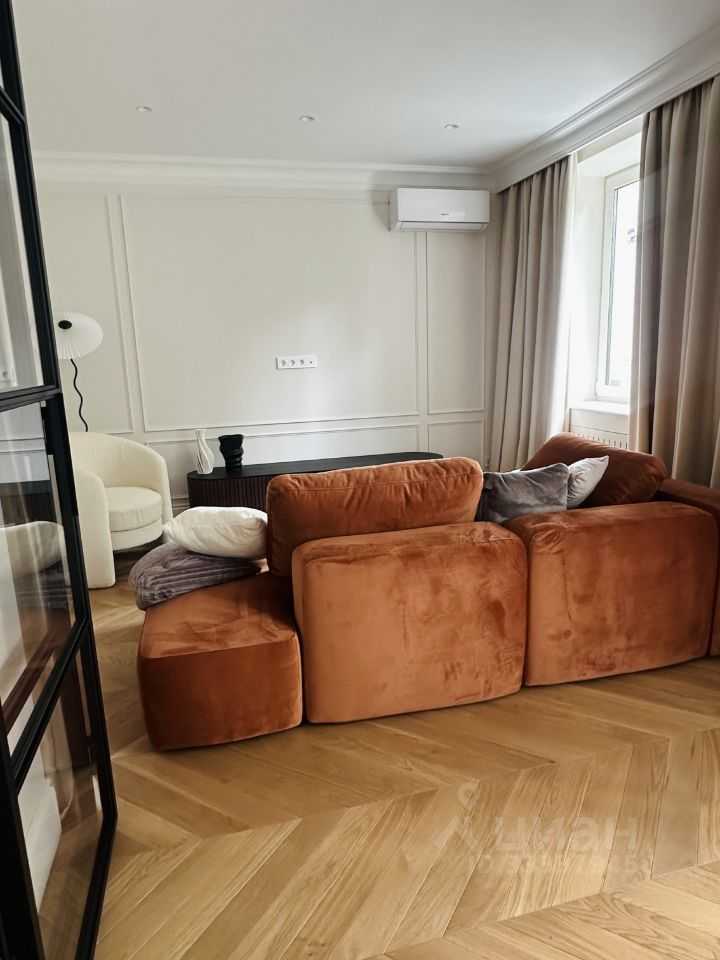 2-комнатная квартира, 65 м² — фотография 3