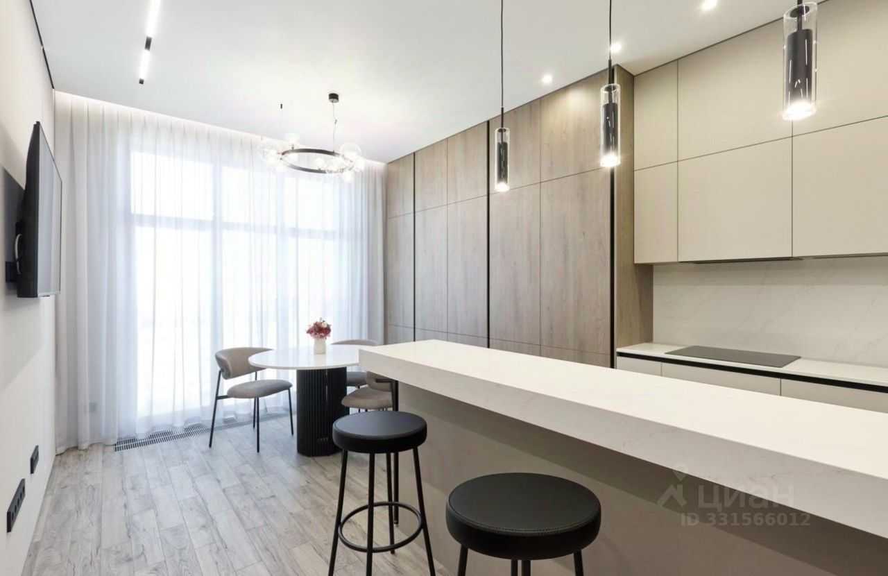 2-комнатная квартира, 75 м² — фотография 2