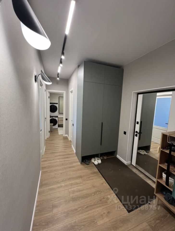 2-комнатная квартира, 68 м² — фотография 3
