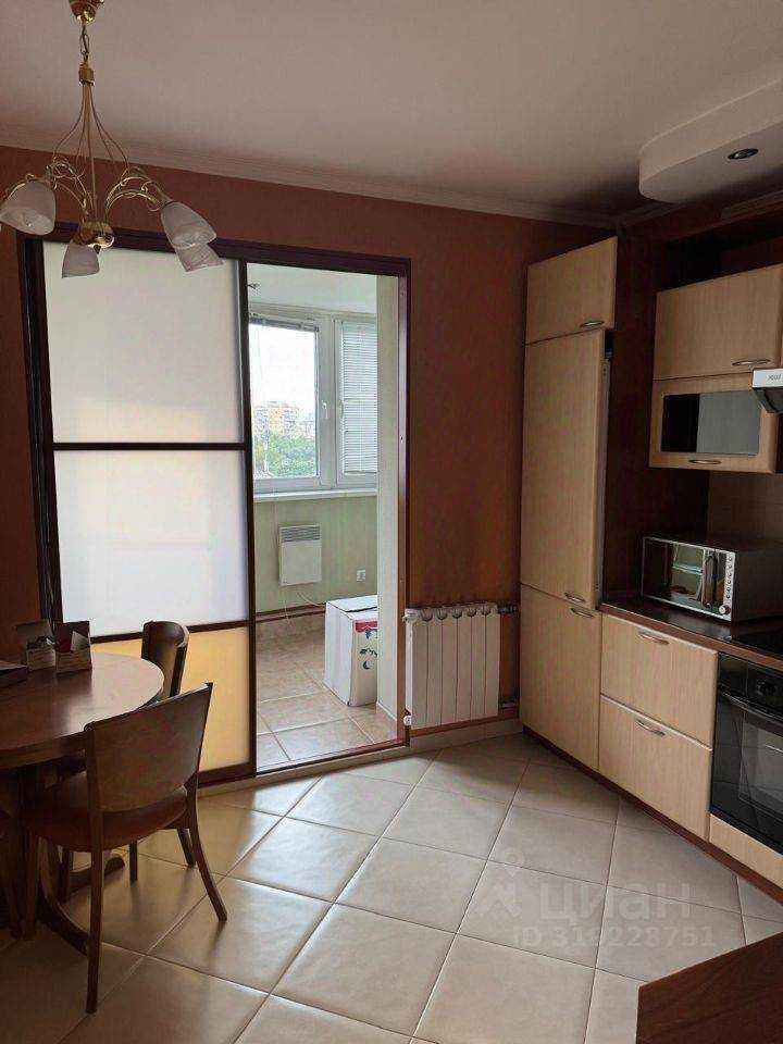 1-комнатная квартира, 42 м² — фотография 3