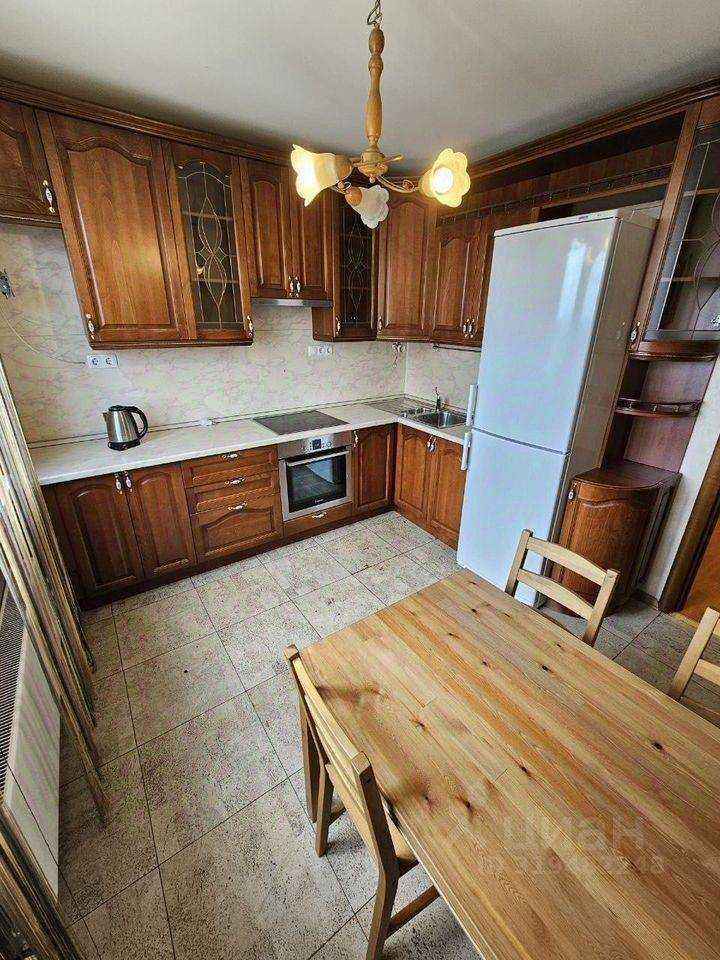 2-комнатная квартира, 60 м²