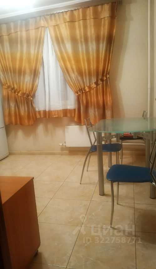 3-комнатная квартира, 80 м² — фотография 2