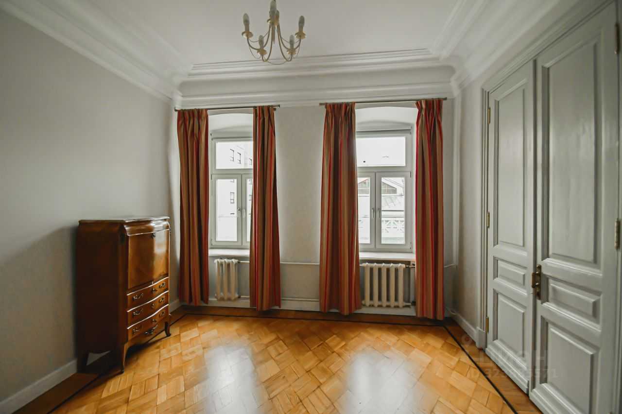 5-комнатная квартира, 164 м²