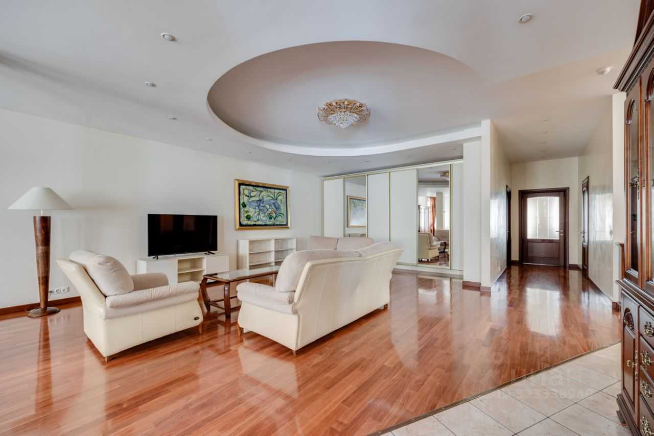 3-комнатная квартира, 156 м² — фотография 2