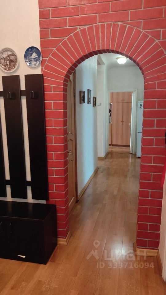 1-комнатная квартира, 100 м²