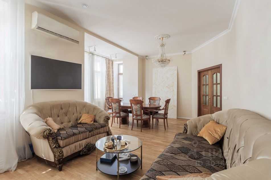 4-комнатная квартира, 130 м²