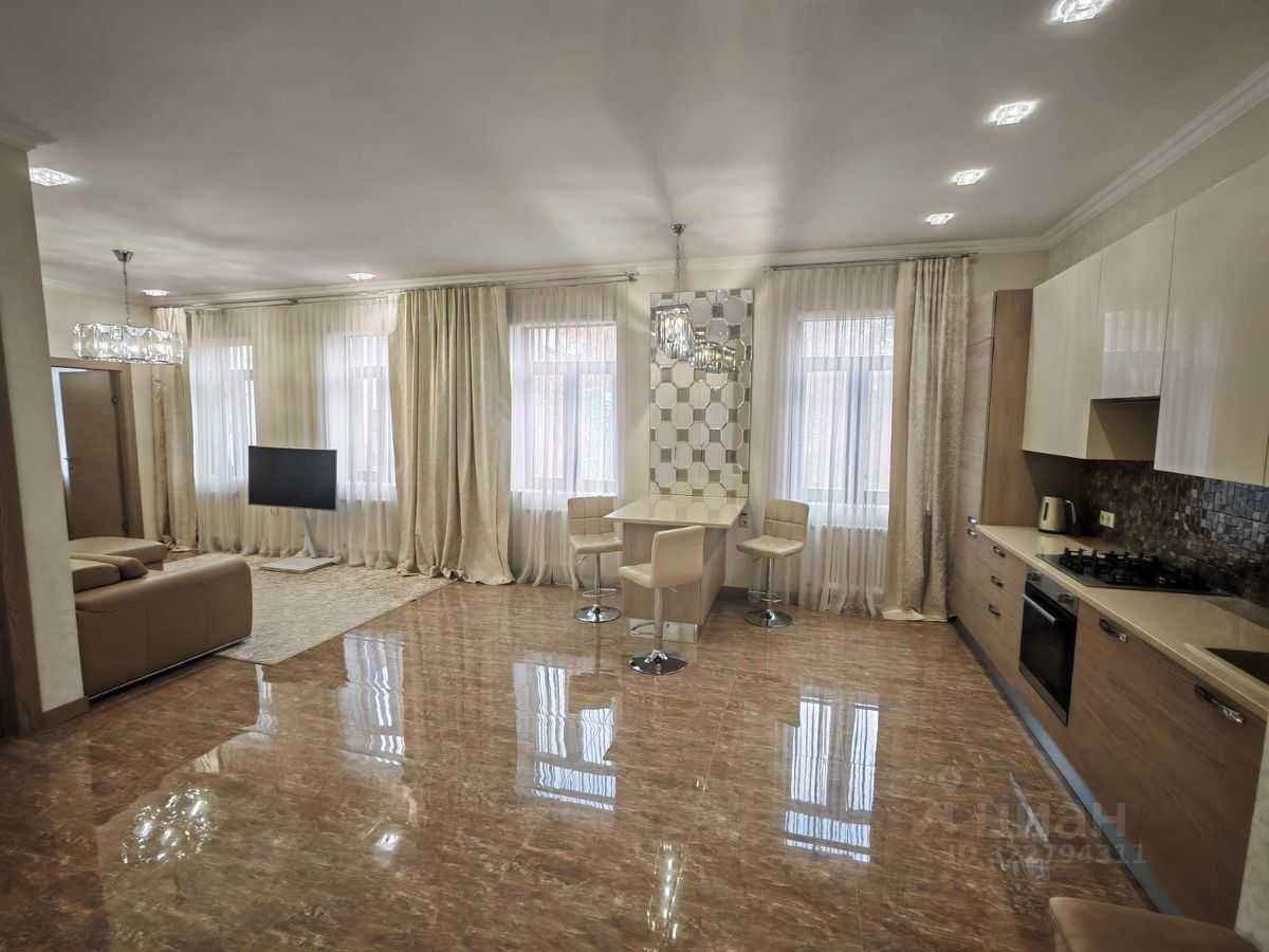 2-комнатная квартира, 65,2 м² — фотография 3
