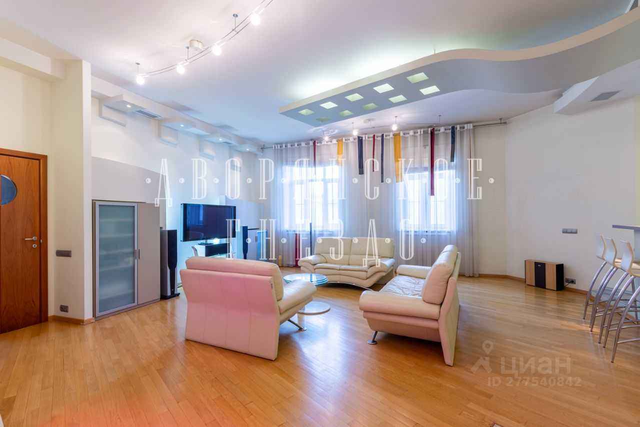 4-комнатная квартира, 175 м²