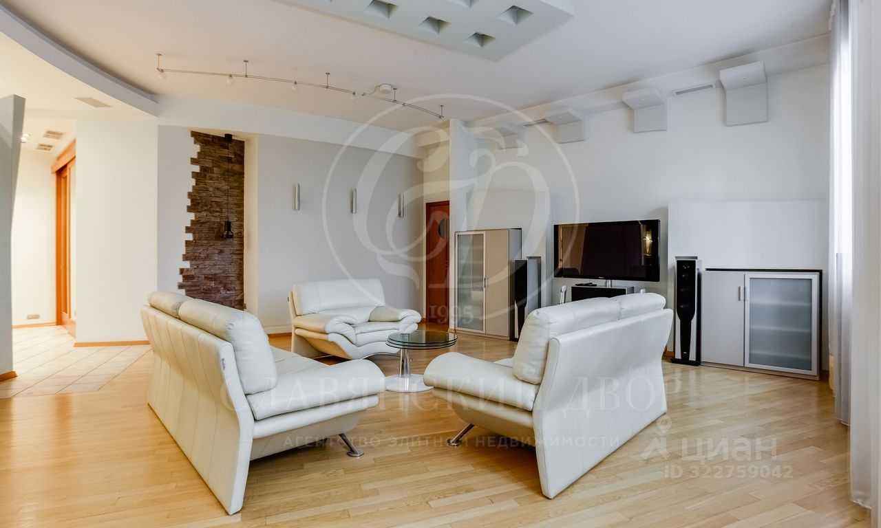 4-комнатная квартира, 180 м² — фотография 2