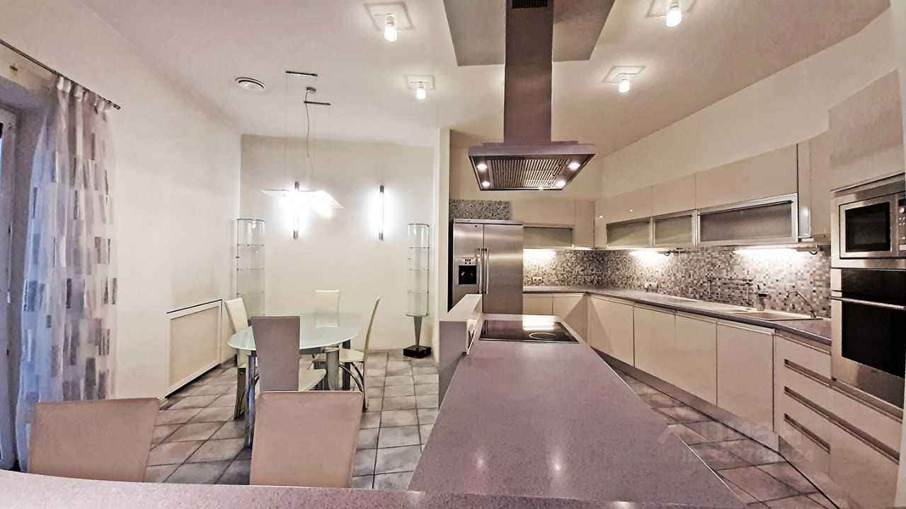 4-комнатная квартира, 180 м² — фотография 3