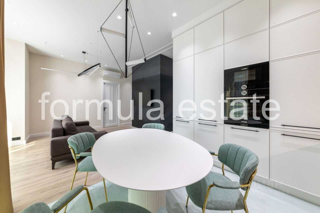 2-комнатная квартира, 66 м² — фотография 3