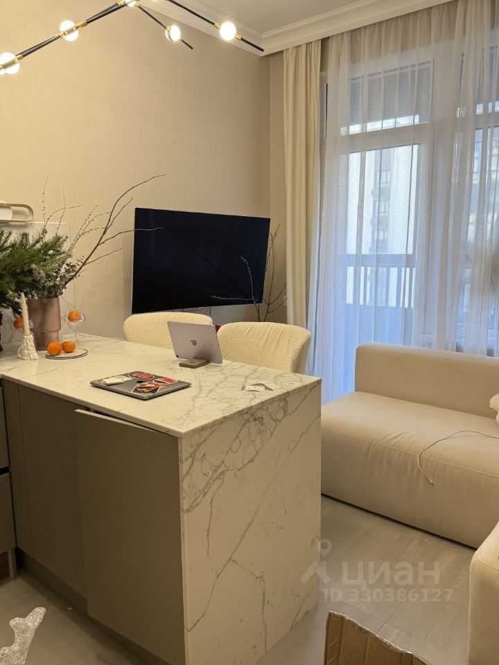 1-комнатная квартира, 42 м² — фотография 3