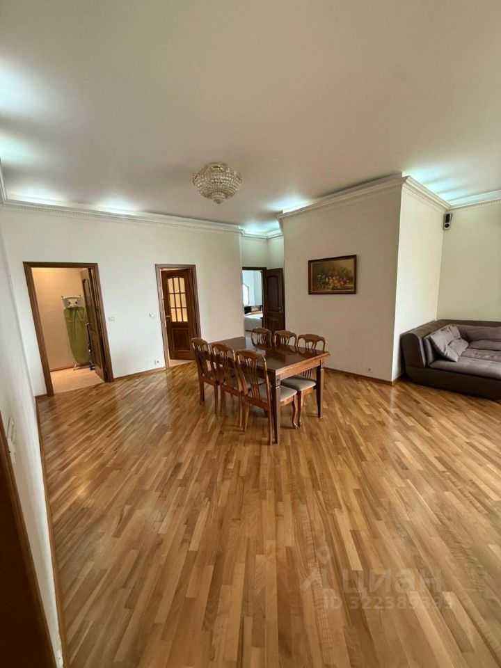 3-комнатная квартира, 130 м² — фотография 3