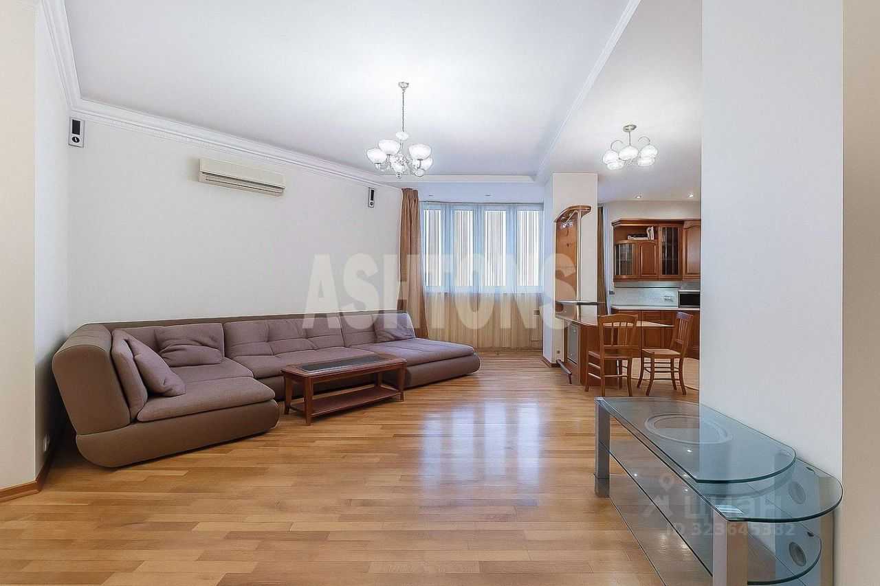 4-комнатная квартира, 130 м²