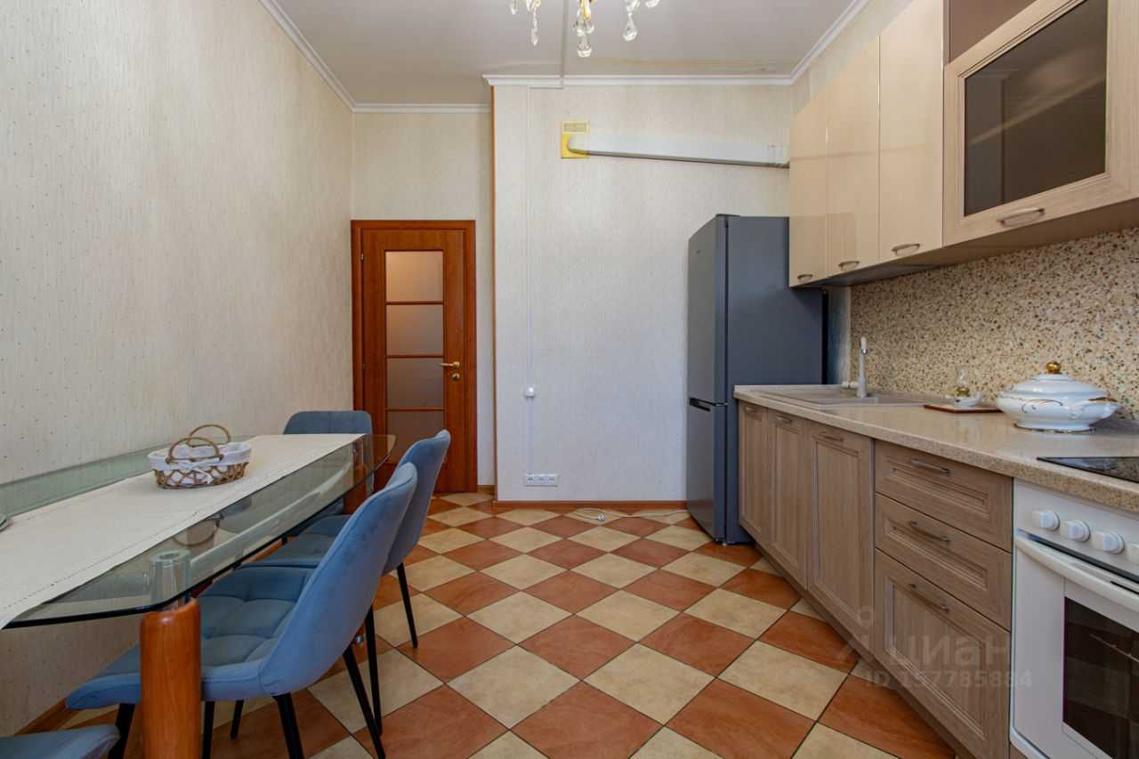 2-комнатная квартира, 65 м² — фотография 2