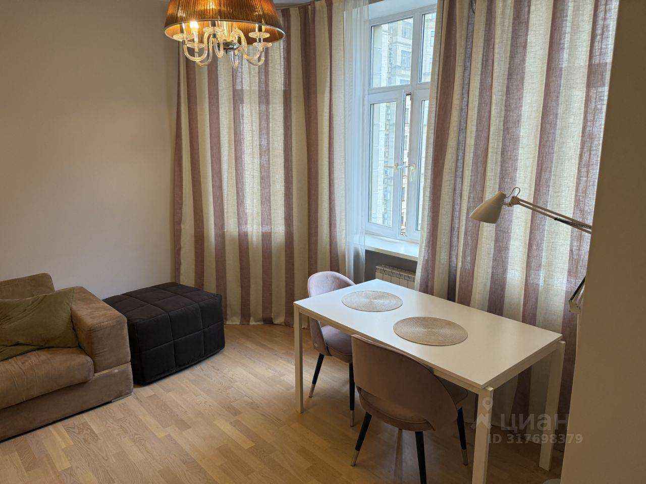 2-комнатная квартира, 79 м² — фотография 3