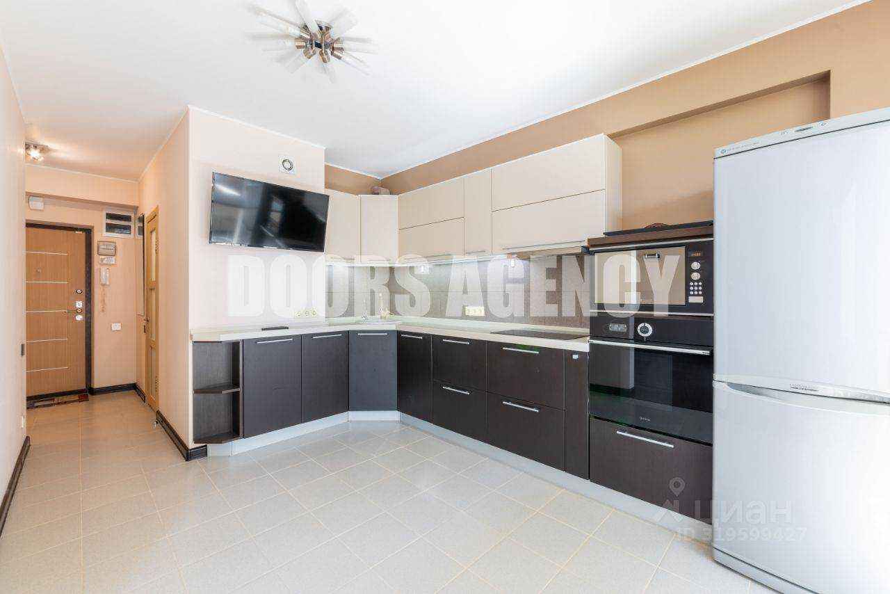 1-комнатная квартира, 52 м² — фотография 3