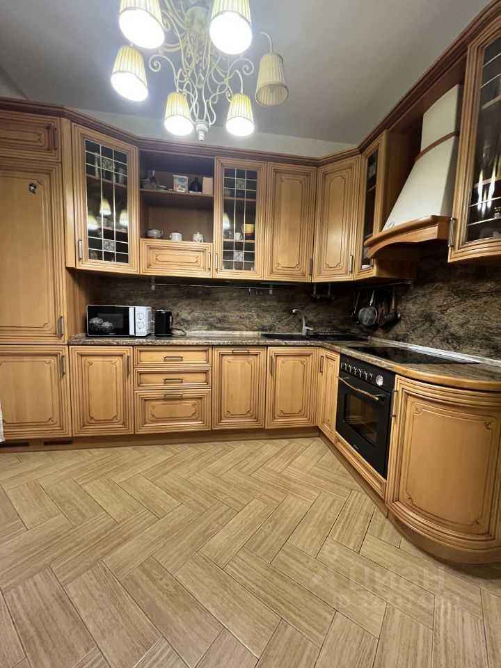 4-комнатная квартира, 120 м² — фотография 3