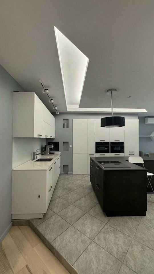 2-комнатная квартира, 105 м² — фотография 2