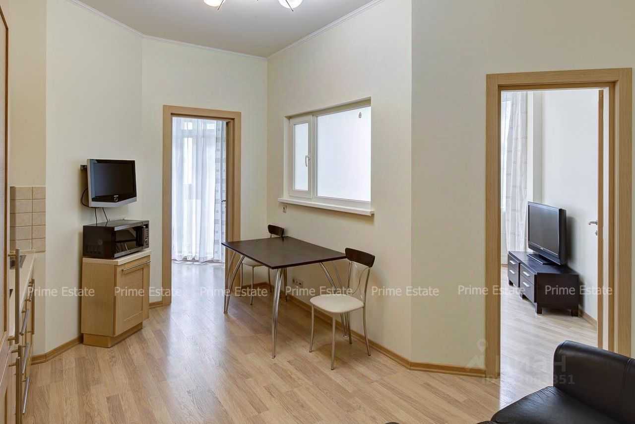 2-комнатная квартира, 55 м² — фотография 3