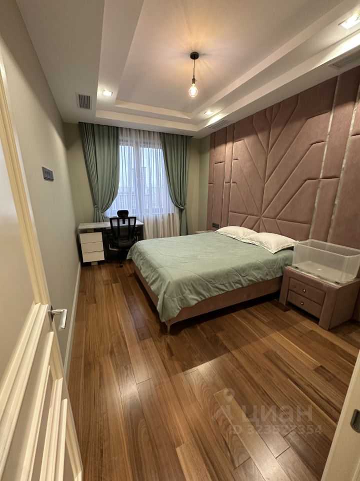 4-комнатная квартира, 112 м² — фотография 3