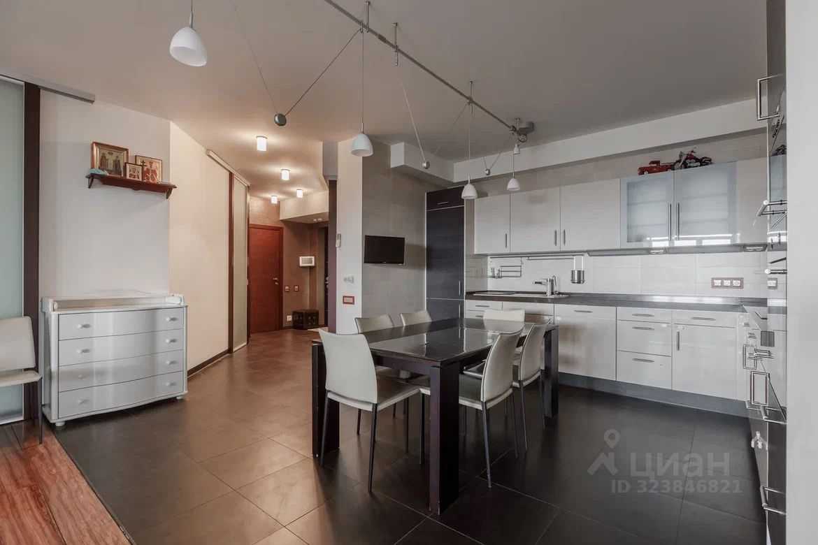 3-комнатная квартира, 120 м² — фотография 3