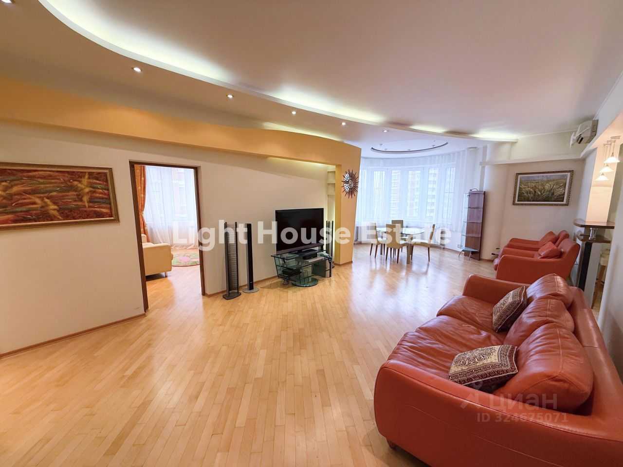 4-комнатная квартира, 126 м²