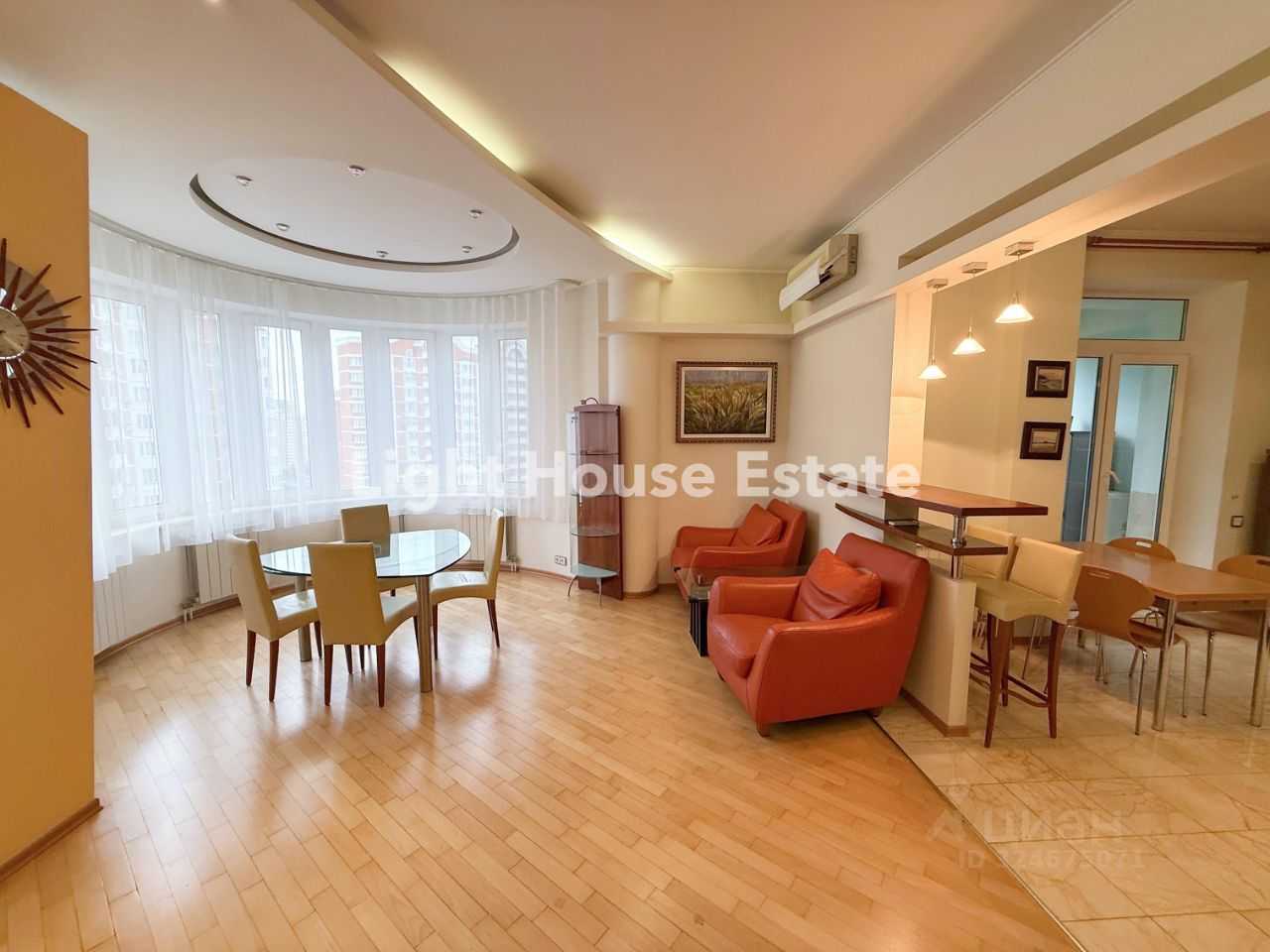 4-комнатная квартира, 126 м² — фотография 2
