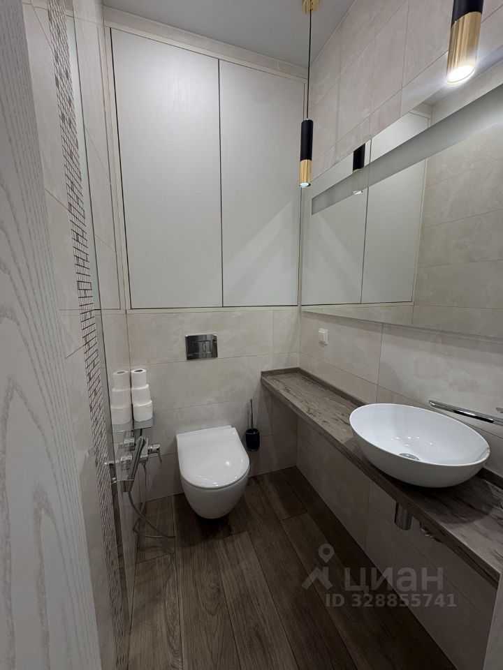 4-комнатная квартира, 130 м² — фотография 3