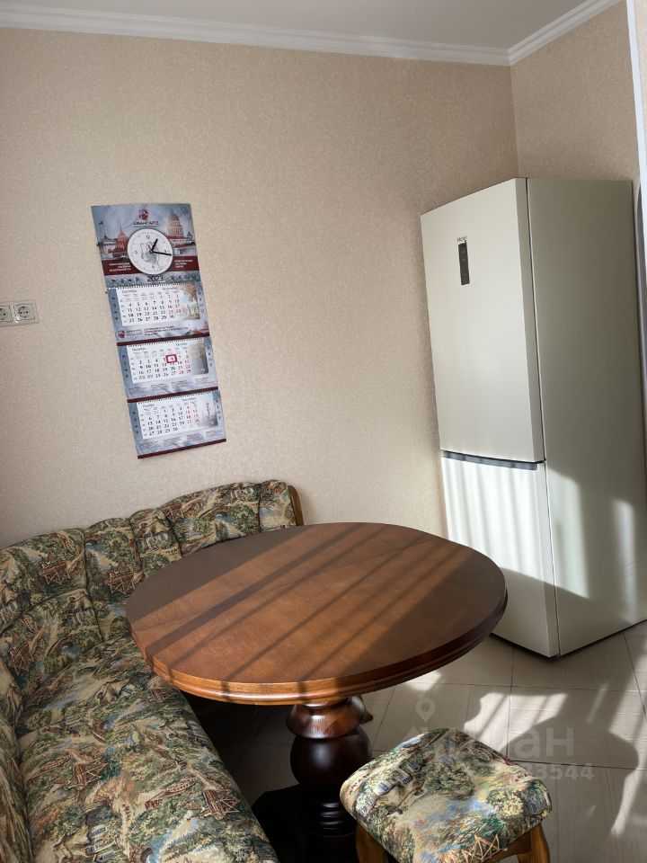 1-комнатная квартира, 38 м² — фотография 2