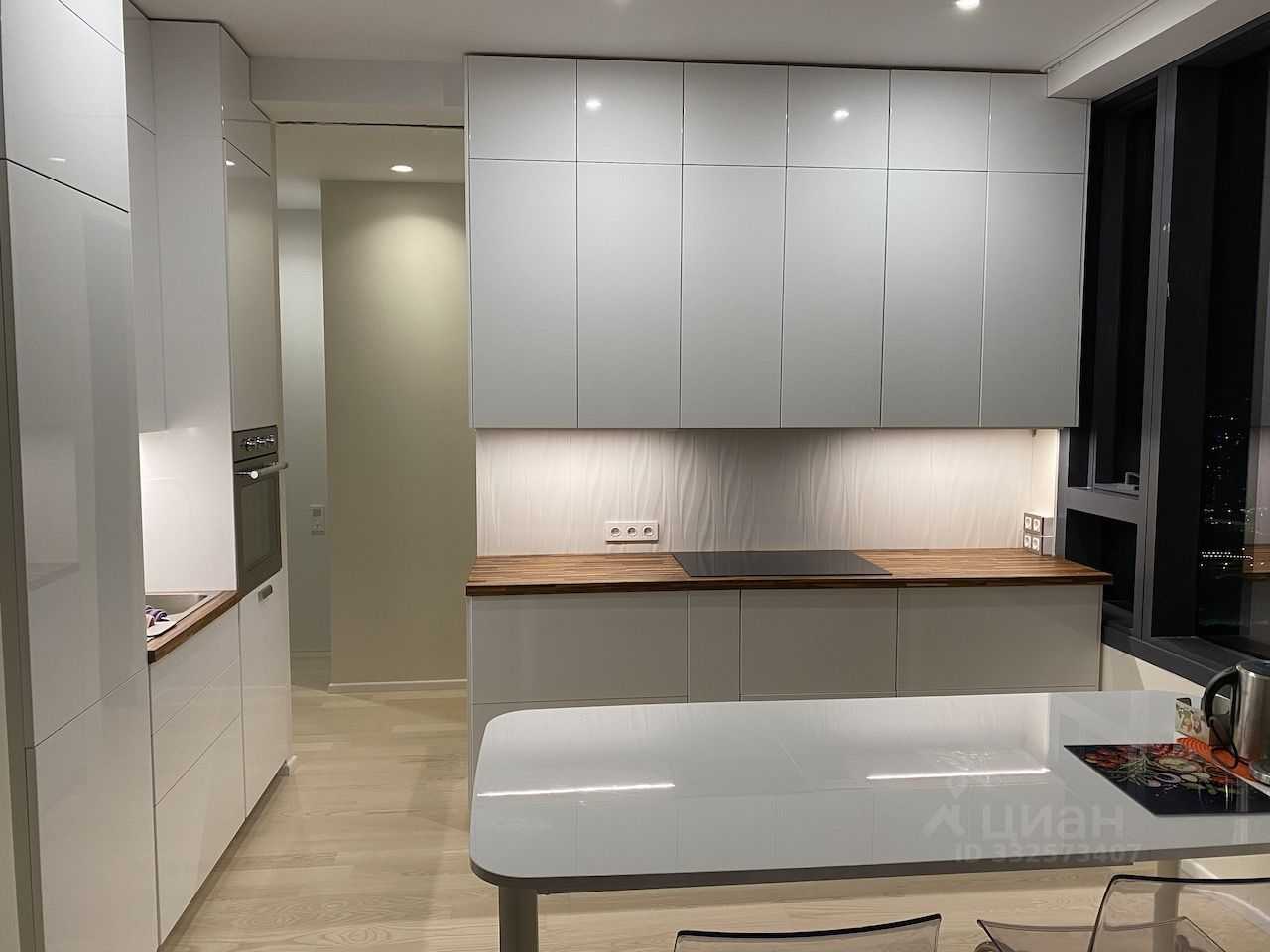4-комнатная квартира, 105 м² — фотография 2