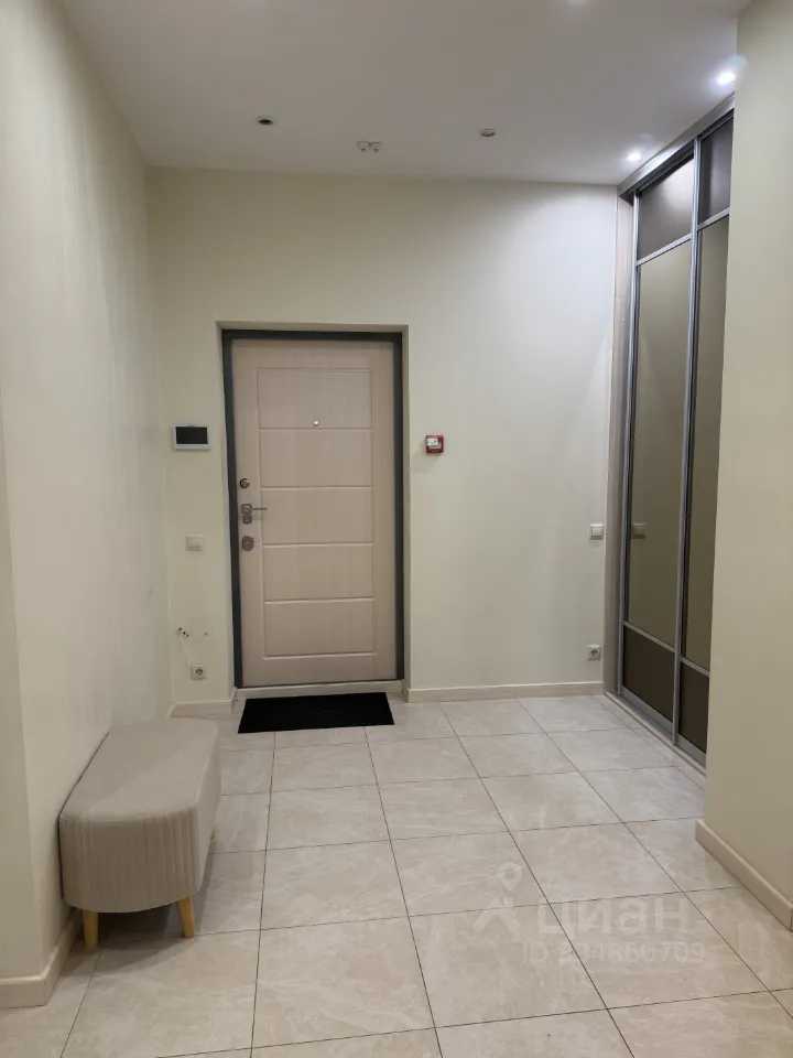 2-комнатная квартира, 80 м² — фотография 3