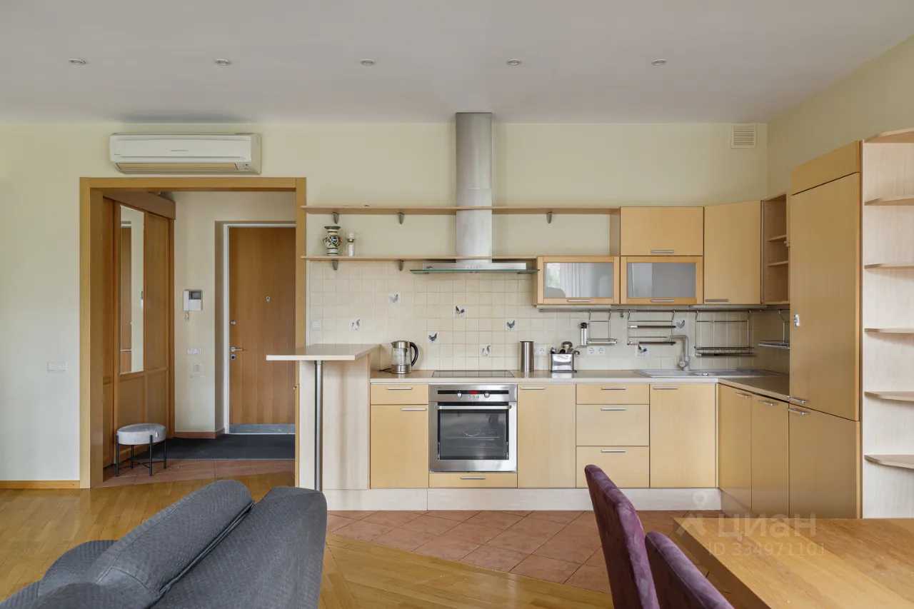4-комнатная квартира, 121 м² — фотография 3