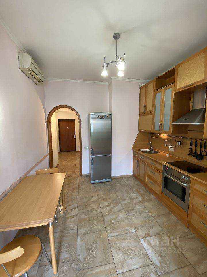 1-комнатная квартира, 53 м² — фотография 3