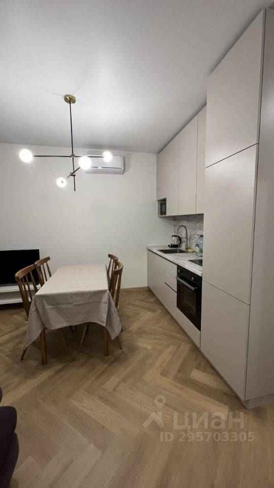 1-комнатная квартира, 37 м² — фотография 2