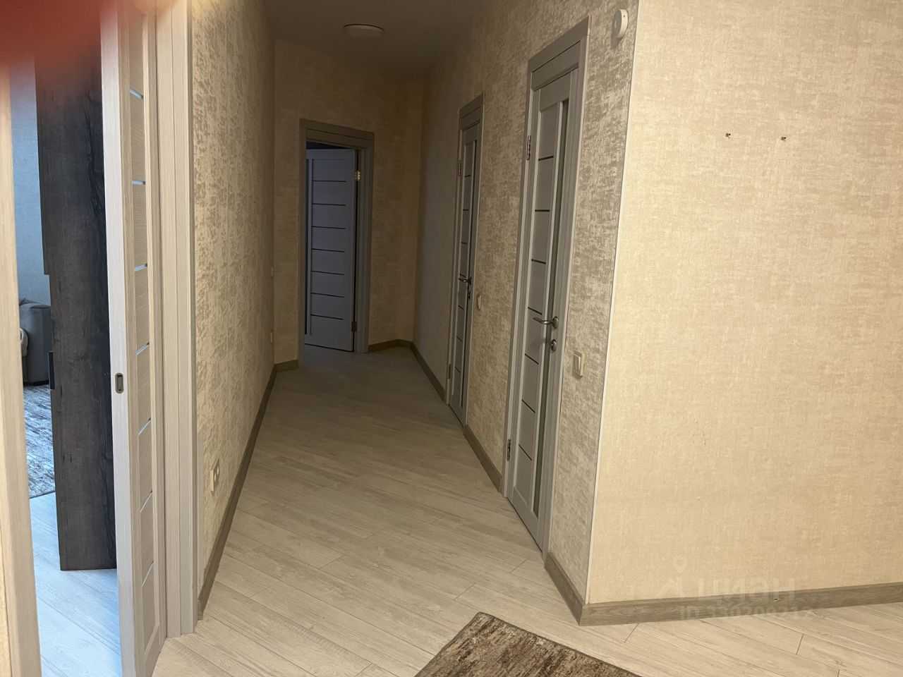 2-комнатная квартира, 70 м² — фотография 2