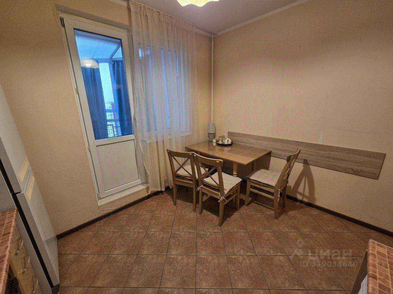 1-комнатная квартира, 42 м² — фотография 2