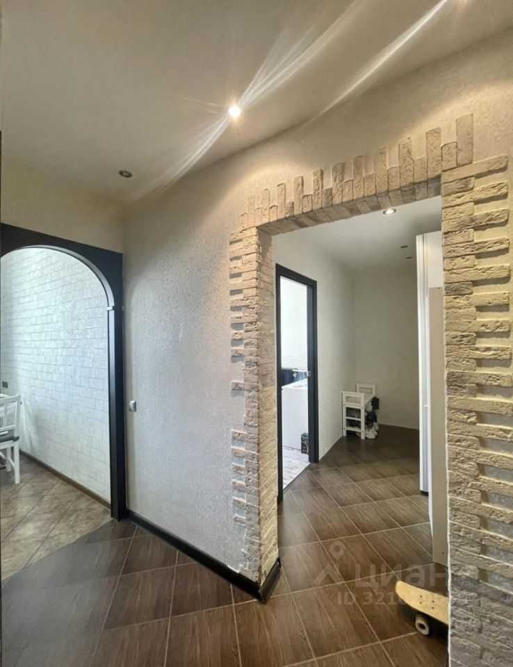 1-комнатная квартира, 42 м² — фотография 2