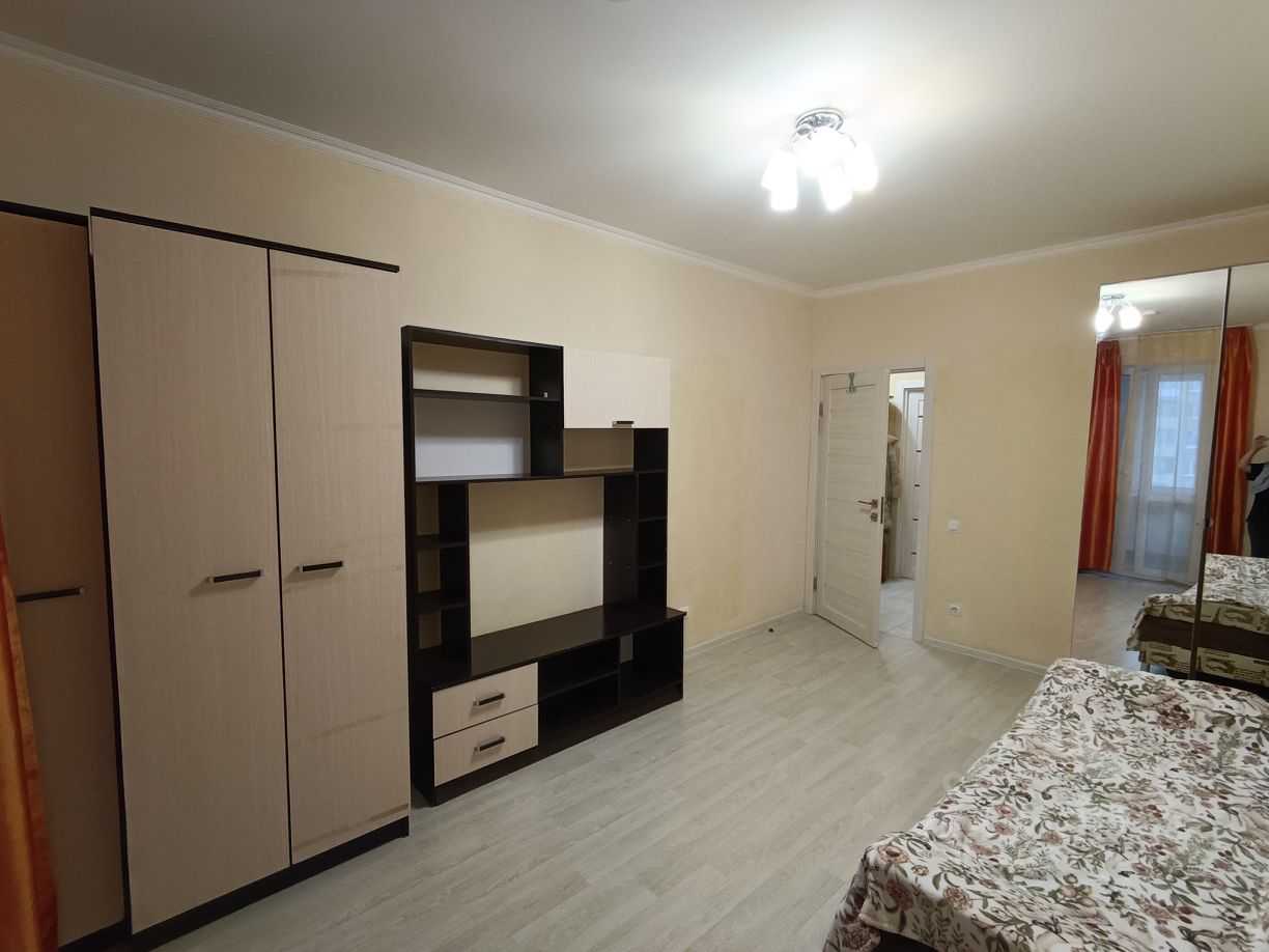 2-комнатная квартира, 56 м² — фотография 2
