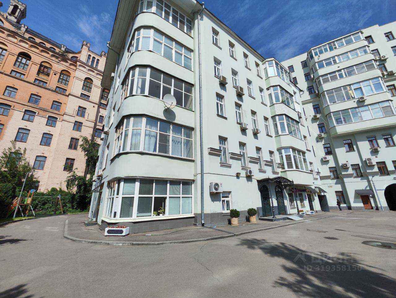 3-комнатная квартира, 122 м²
