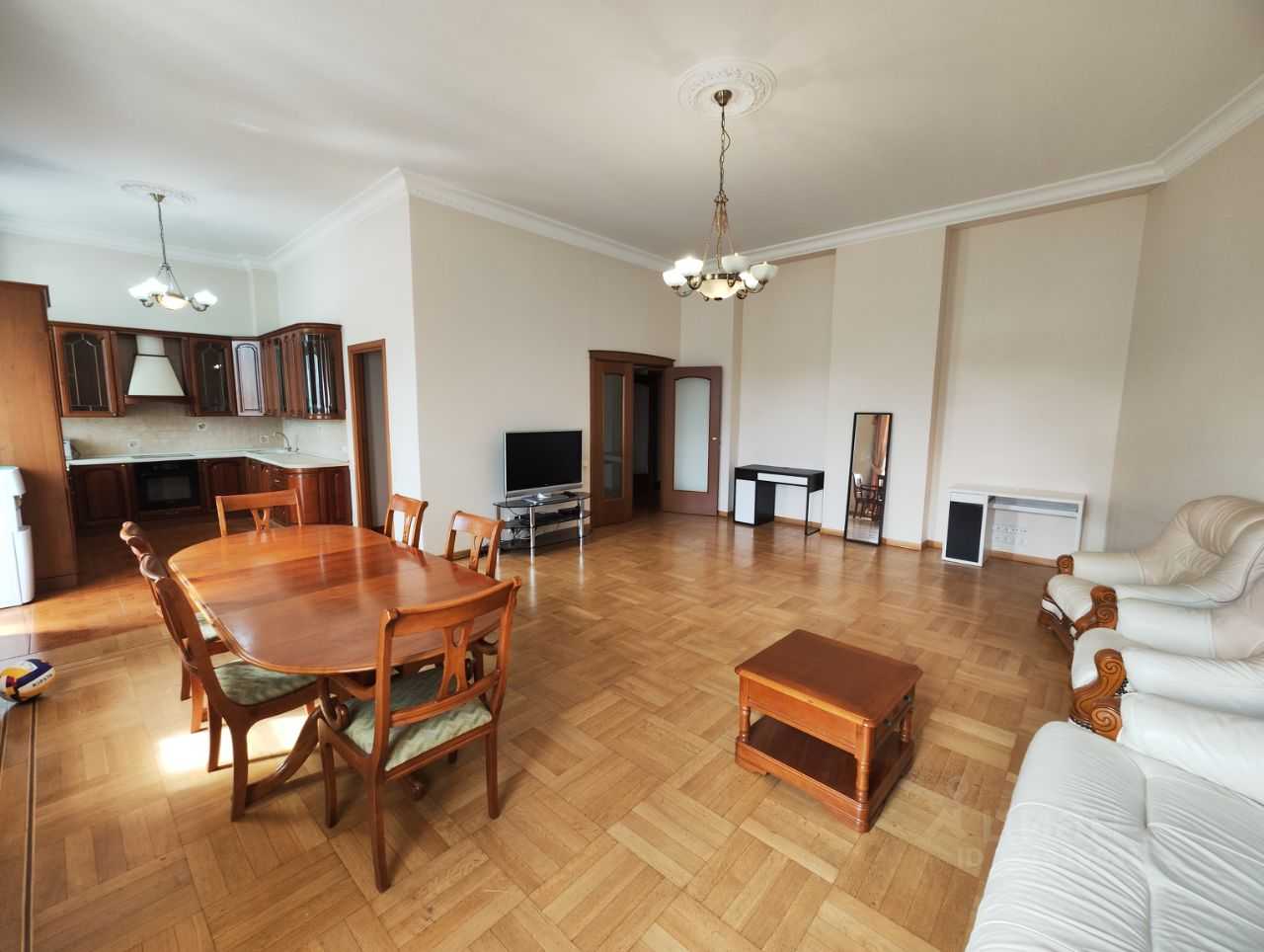 3-комнатная квартира, 122 м² — фотография 3