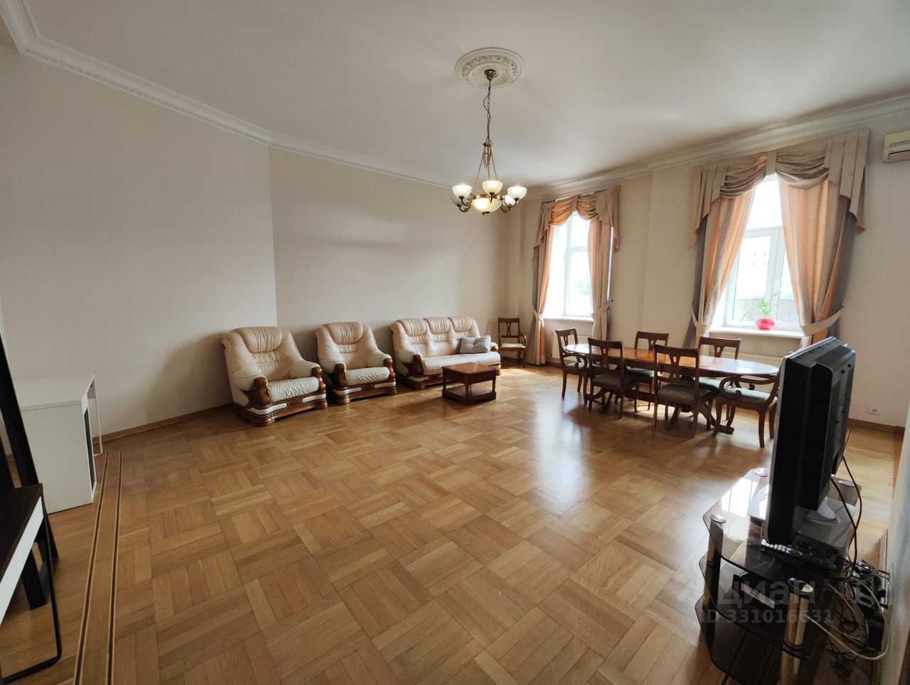 3-комнатная квартира, 122 м²