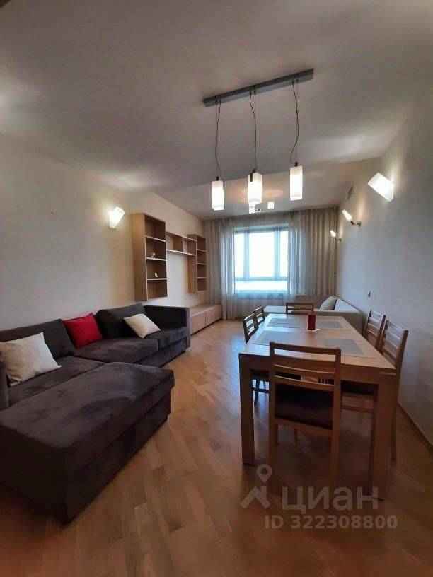 4-комнатная квартира, 130 м²